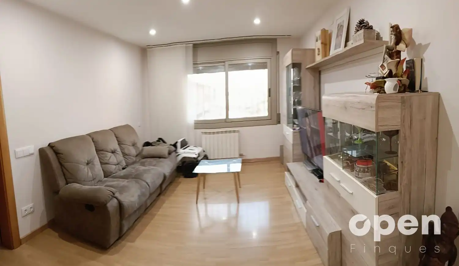 Living room of Flat for sale in Terrassa  with Heating and Parquet flooring