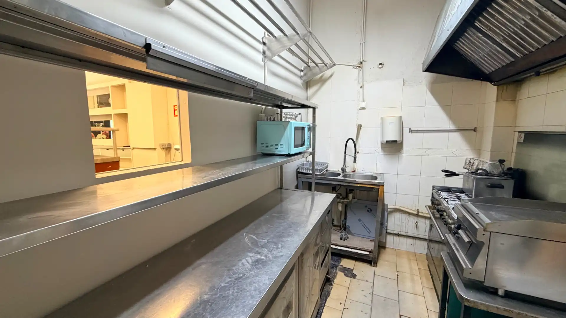 Cocina de Local en traspaso en Barcelona con Aire acondicionado, Calefacción y Terraza