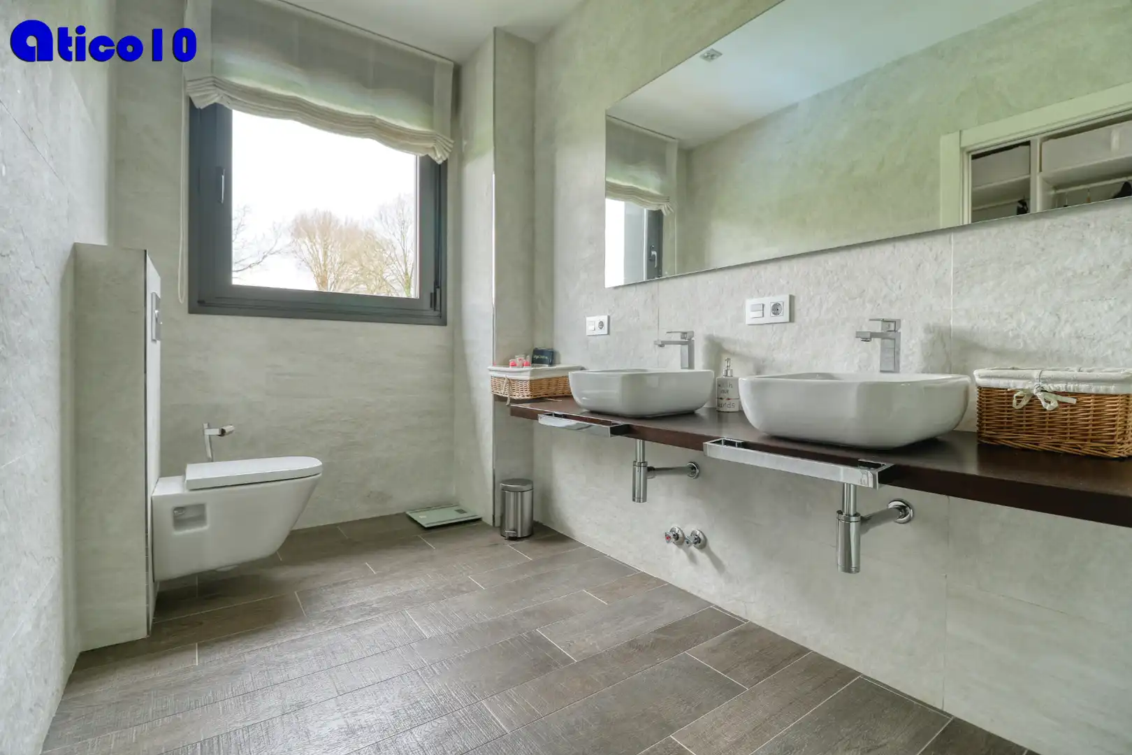 Badezimmer von Haus oder Chalet zum Verkauf in Noreña mit Heizung, Parkett und Abstellraum