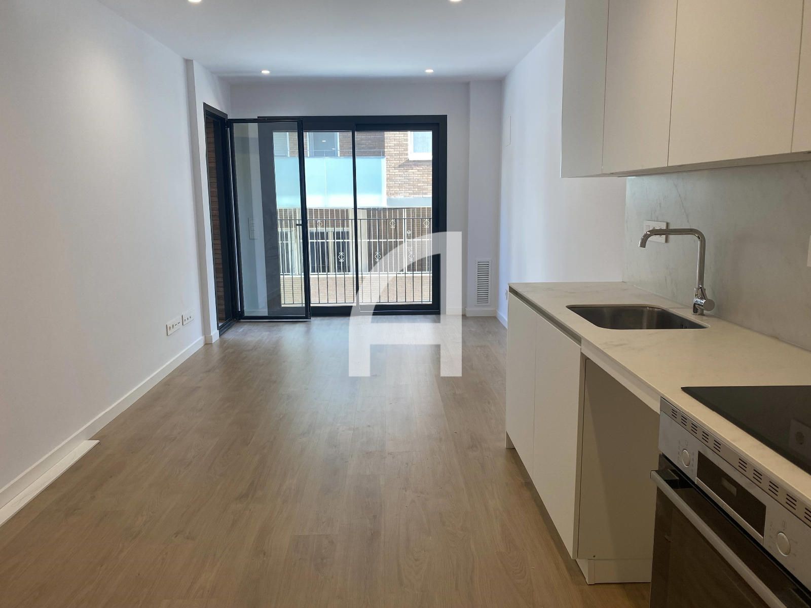 Flat to rent in Carrer d'Avinyó, Segle XX