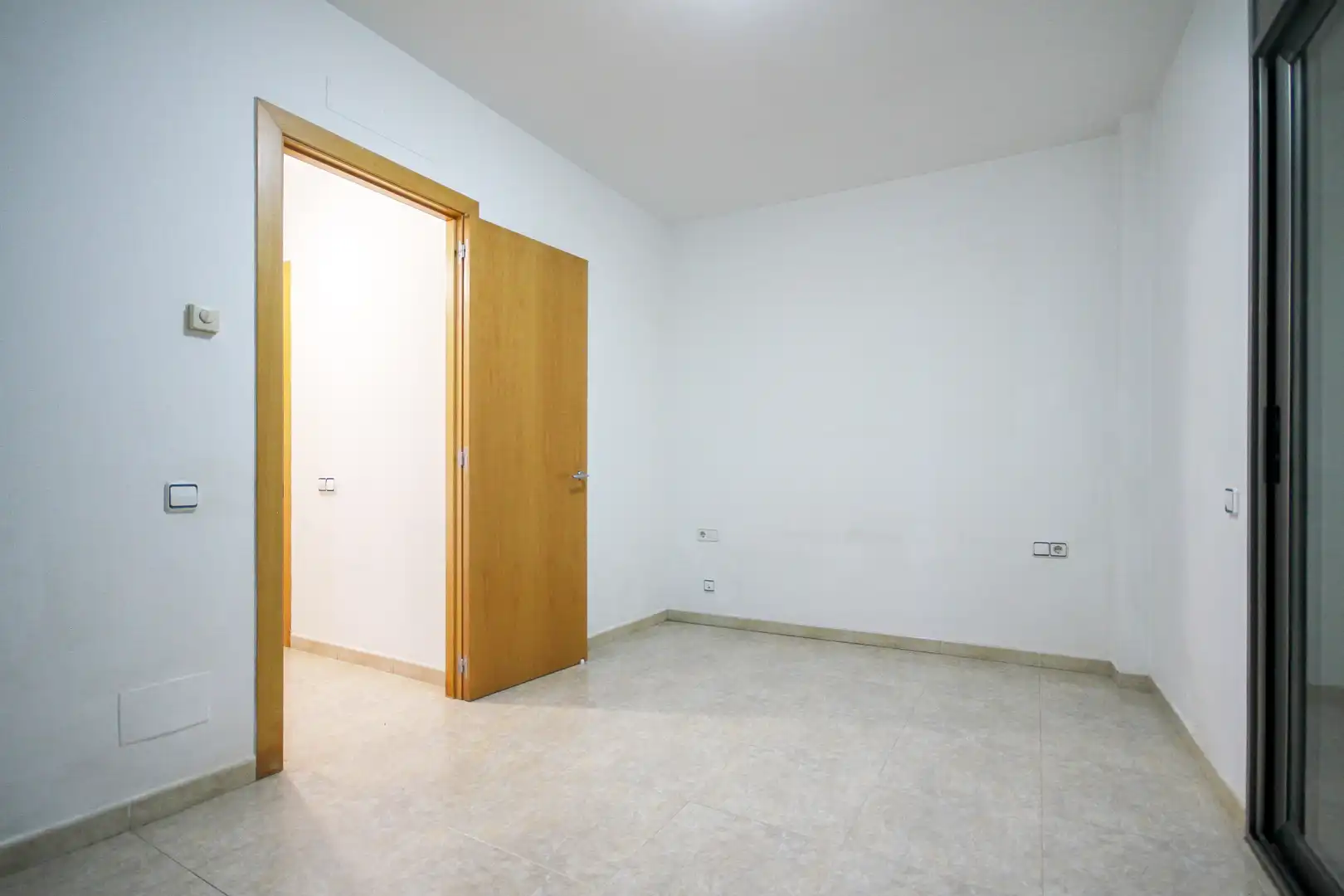 Wohnung zum Verkauf in Manresa mit Heizung, Terrasse und Abstellraum