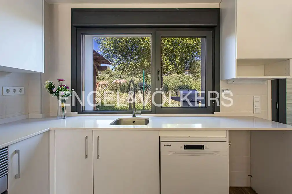 Kitchen of Houses for sale in Noreña  with Heating, Private garden and Terrace