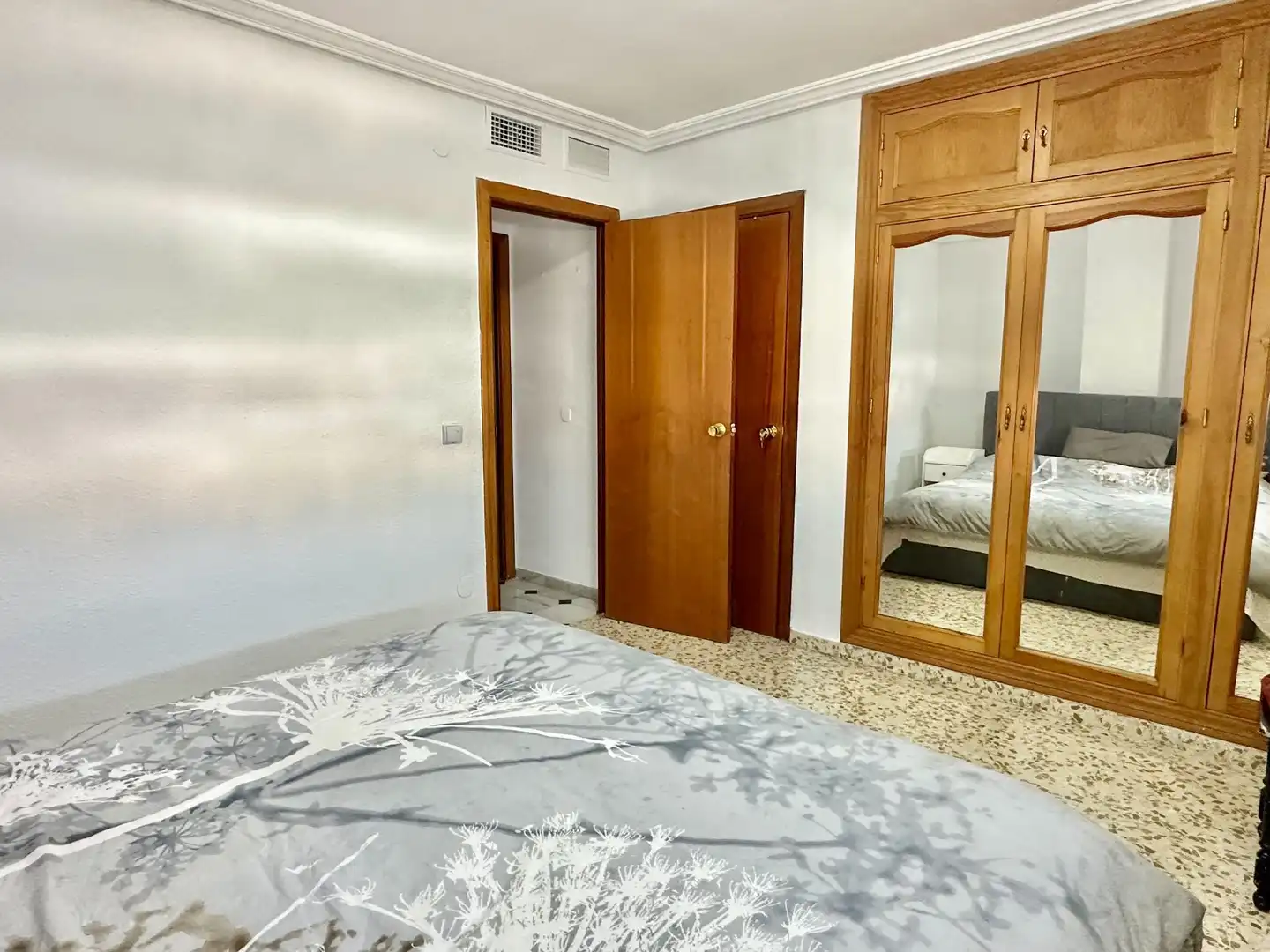 Habitación de Apartamento de alquiler en Fuengirola con Aire acondicionado y Terraza