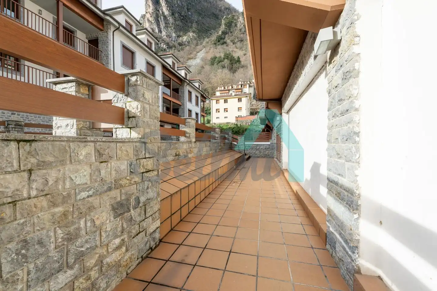 Vista exterior de Planta baja en venta en Somiedo con Calefacción, Parquet y Terraza
