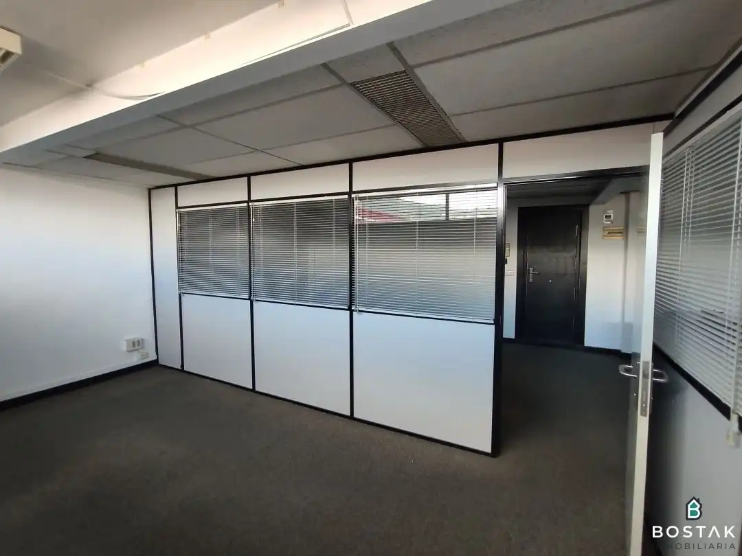 Büro mit Aufzug zur Miete in Ibáñez de Bilbao Kalea, imagen 3