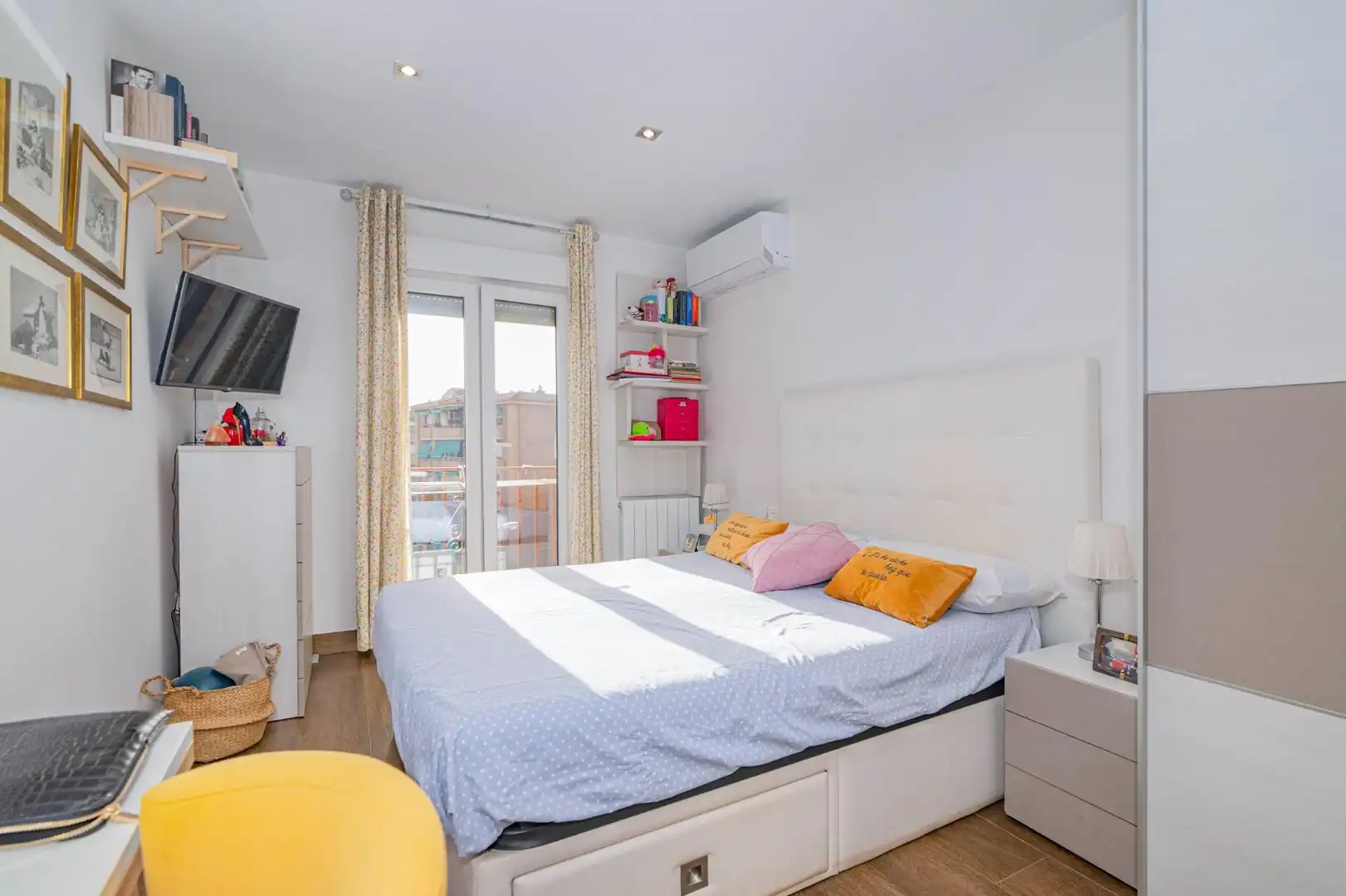 Habitación de Piso en venta en Granada con Aire acondicionado, Terraza y Amueblado