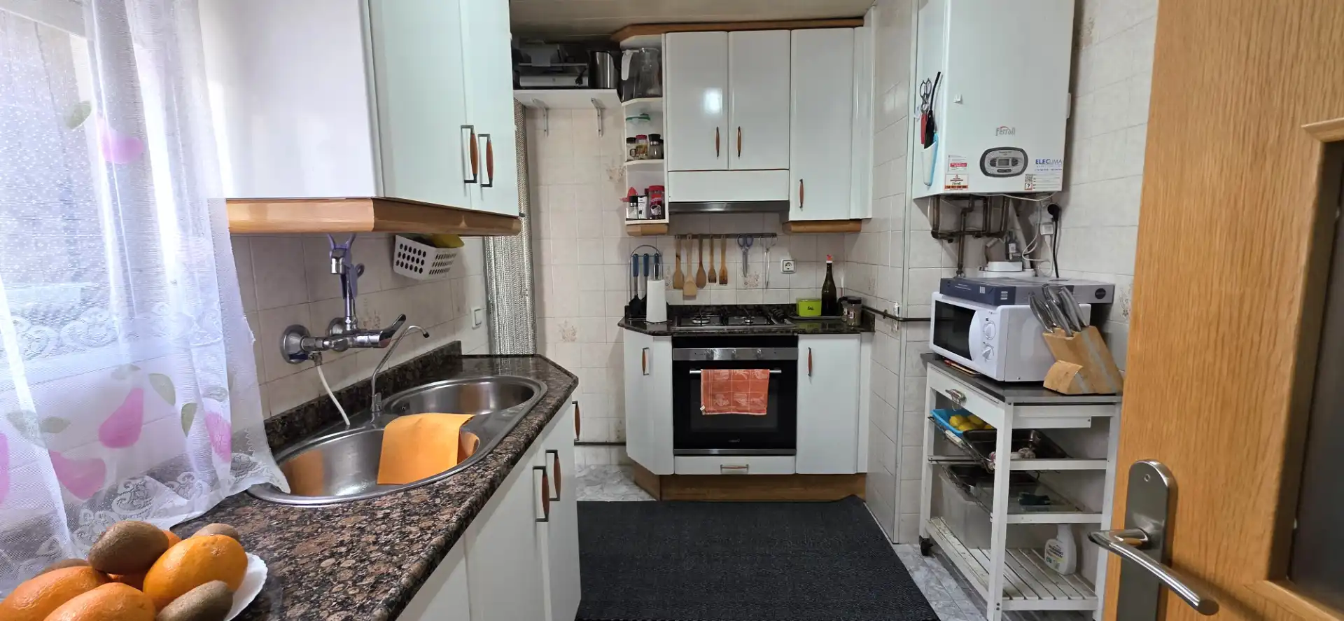 Cocina de Piso en venta en Terrassa con Calefacción y Parquet