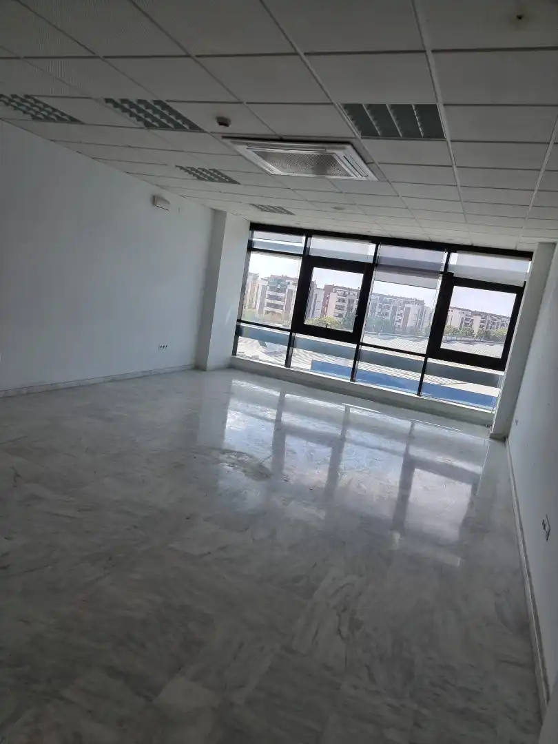 Office space with lift to rent in Pisa, imagen 10