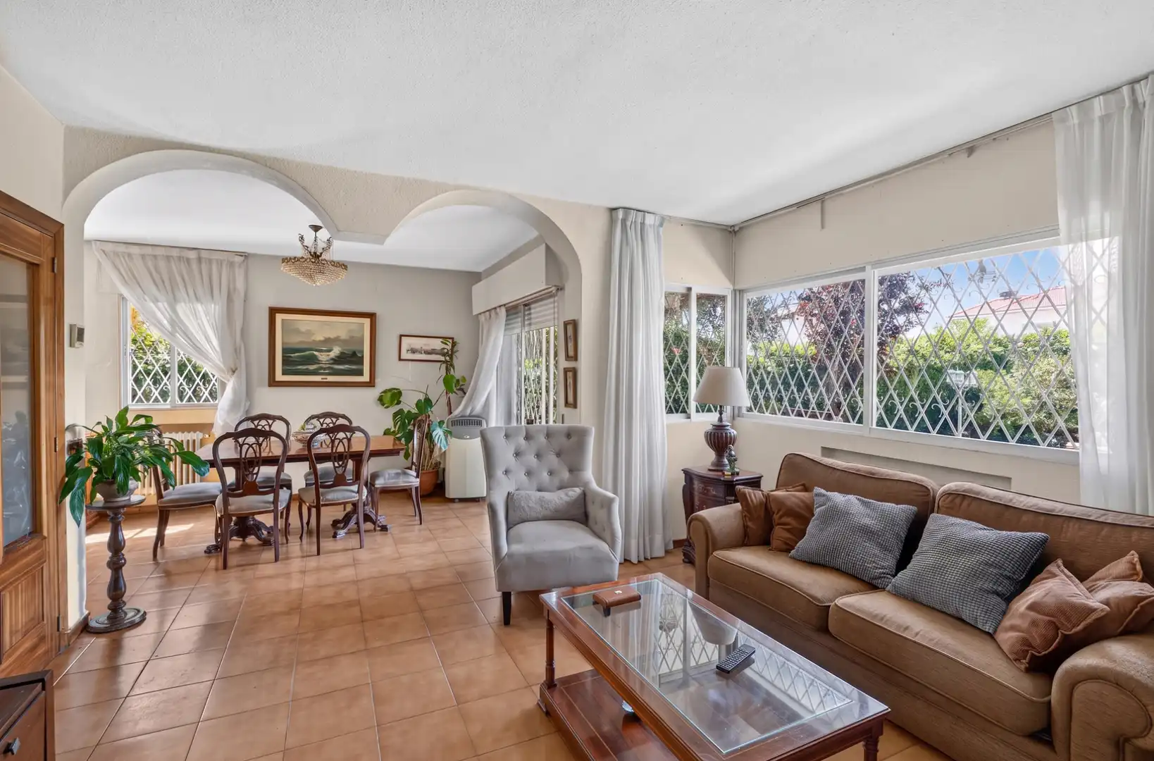 Wohnzimmer von Haus oder Chalet zum Verkauf in Torrelodones mit Heizung, Privatgarten und Parkett