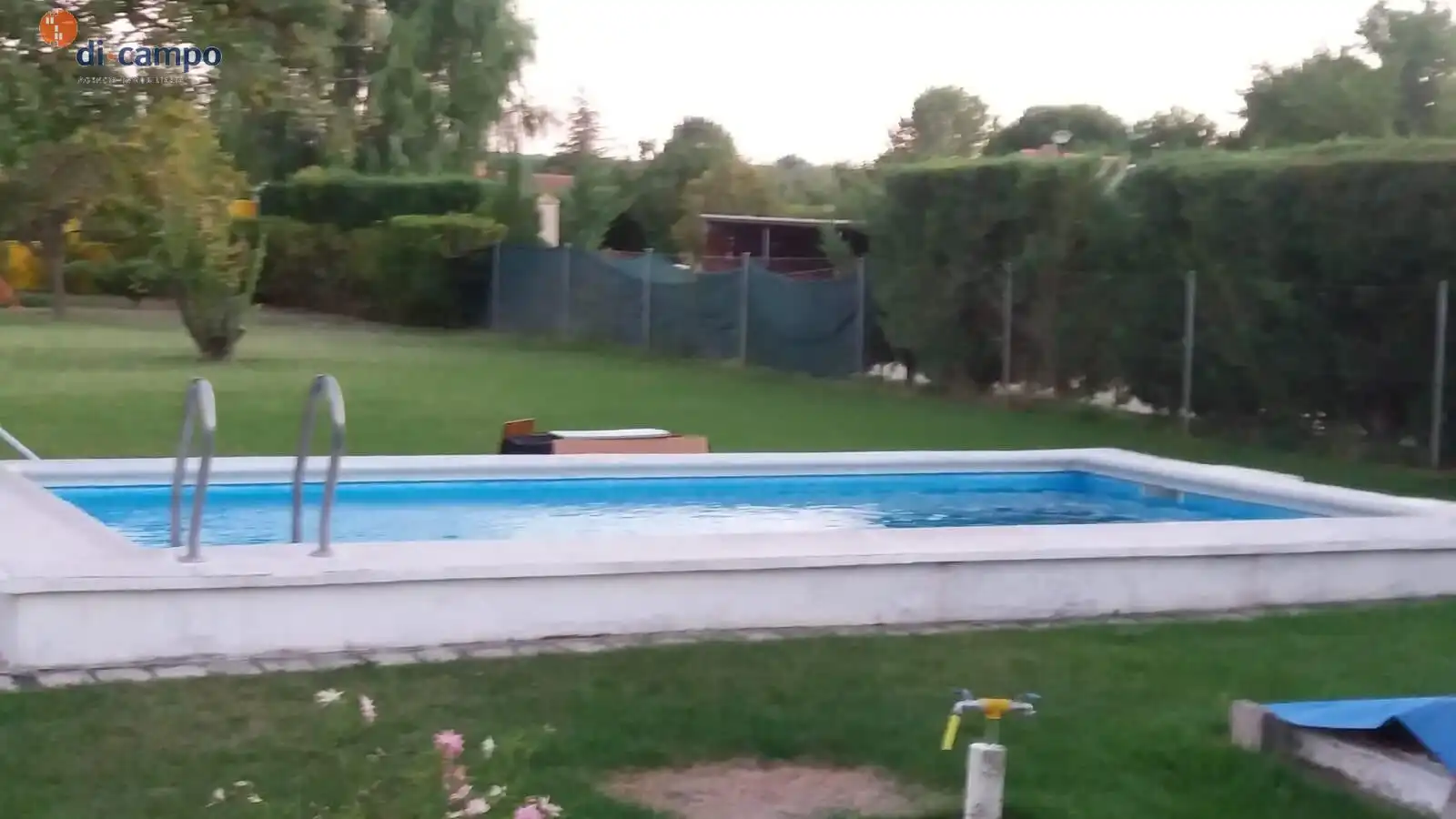 Schwimmbecken von Haus oder Chalet zum Verkauf in Villabáñez mit Privatgarten, Terrasse und Abstellraum
