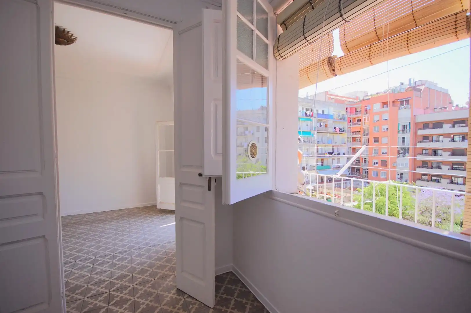 Habitación de Piso en venta en Barcelona con Terraza y Balcón