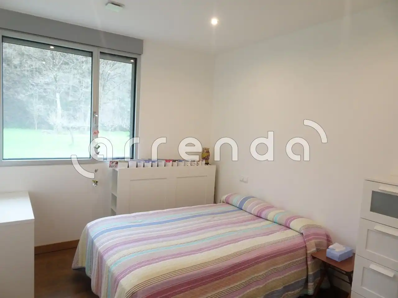 Dormitori de Casa o xalet de lloguer en Piélagos amb Jardí privat, Piscina i Moblat
