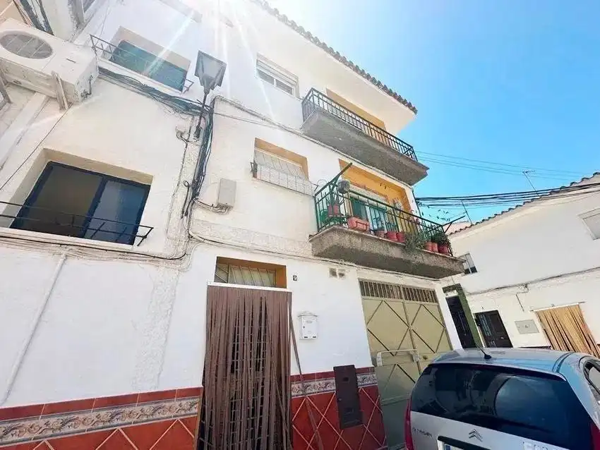 Vista exterior de Piso en venta en Vélez-Málaga