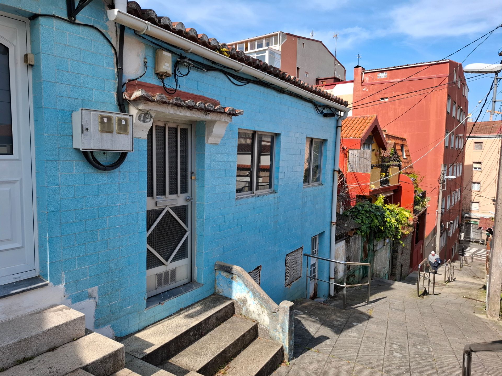 Vista exterior de Casa adosada en venda en Vigo  amb Terrassa