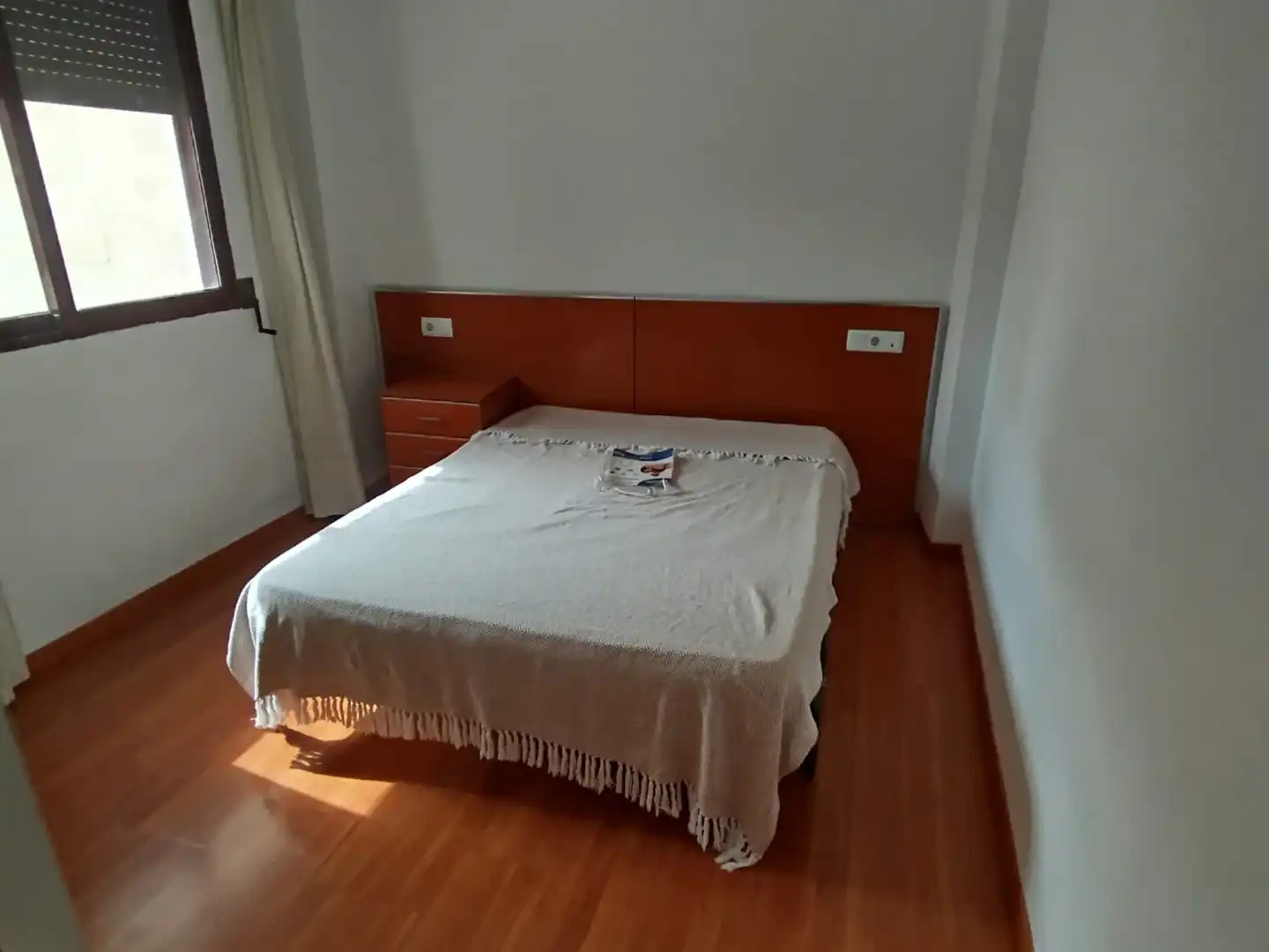 Habitación de Apartamento de alquiler en Murcia con Aire acondicionado, Calefacción y Amueblado