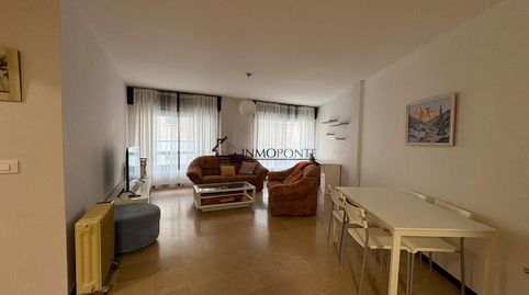 Foto 3 de Piso en venta en José Casal , Zona de Plaza de Barcelos, Pontevedra Capital