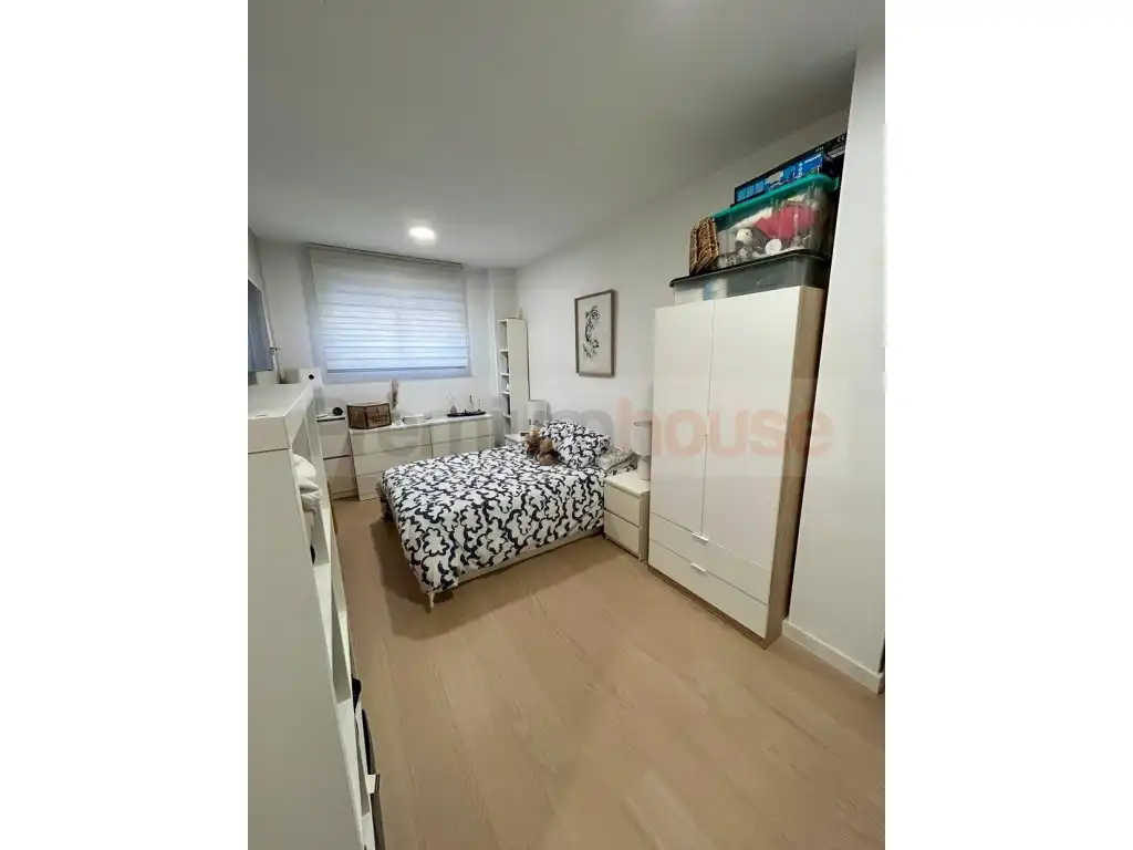 Flat for sale in Calle Priorat, imagen 4
