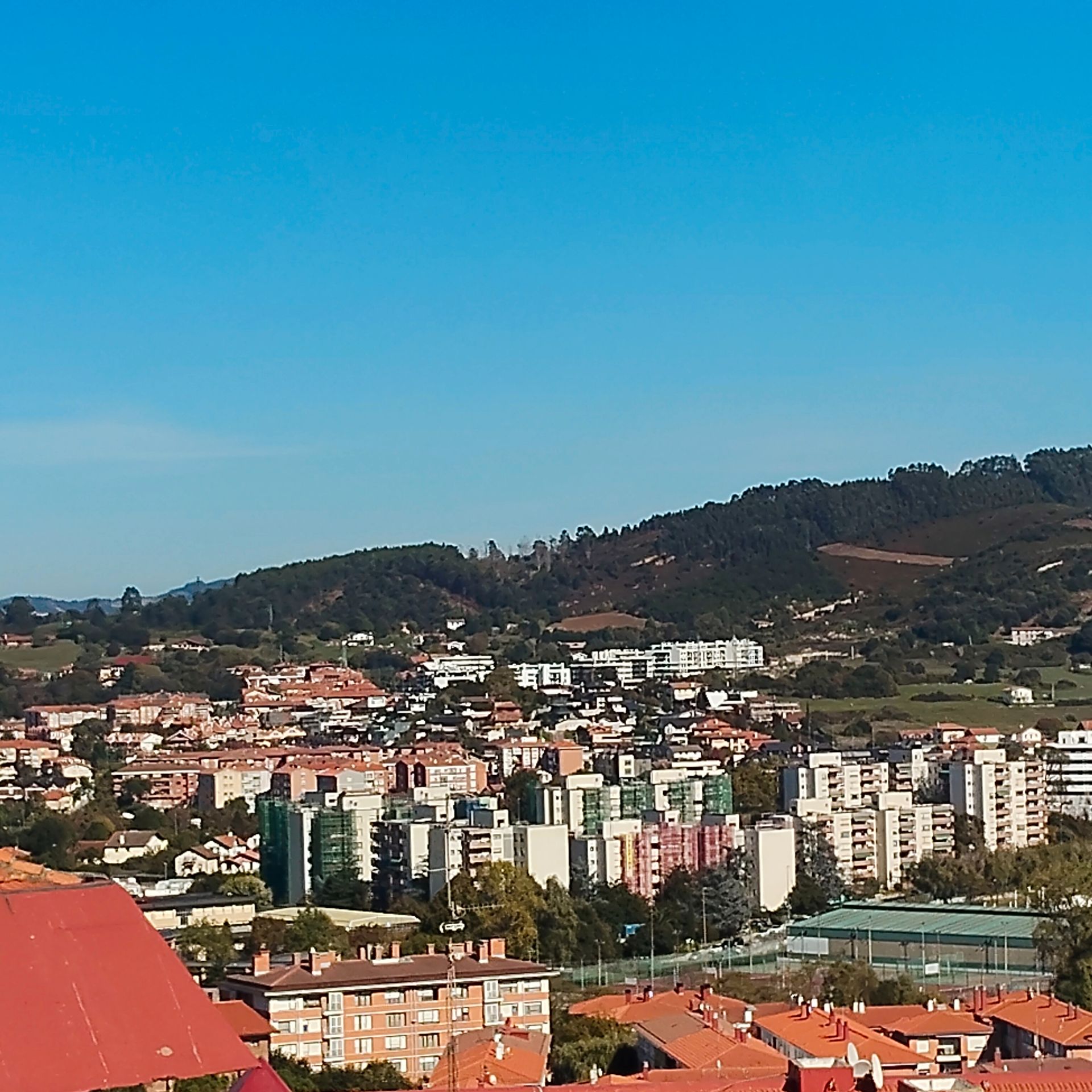 Vista exterior de Pis en venda en Getxo  amb Calefacció, Terrassa i Traster