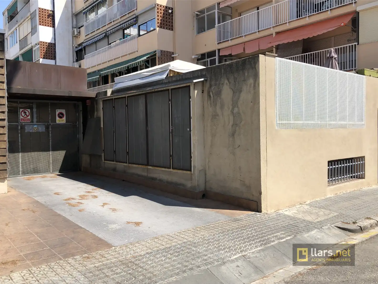 Exterior view of Garage for rent in Vilanova i la Geltrú