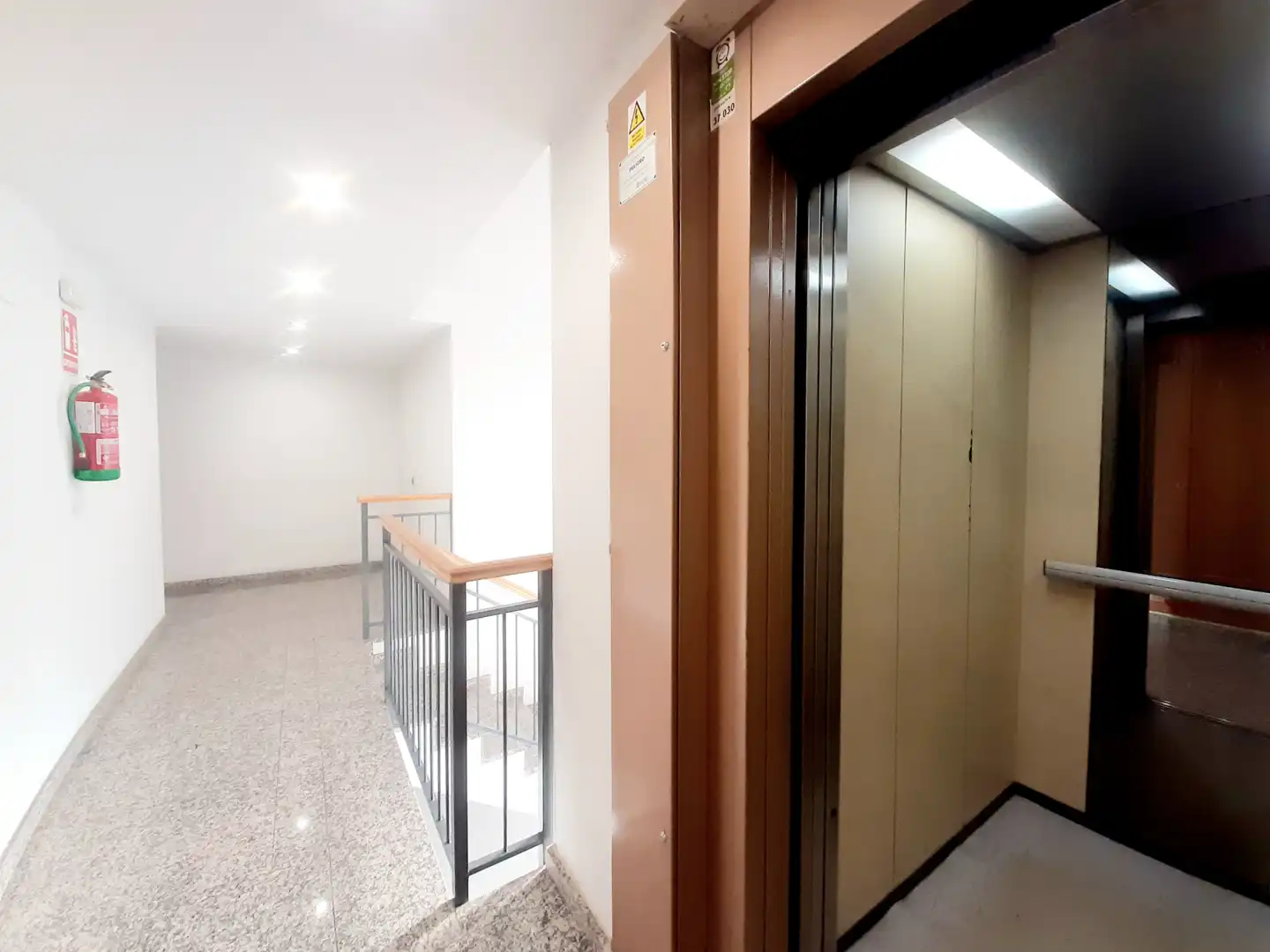 Dachboden zum Verkauf in Archena mit Klimaanlage, Heizung und Terrasse