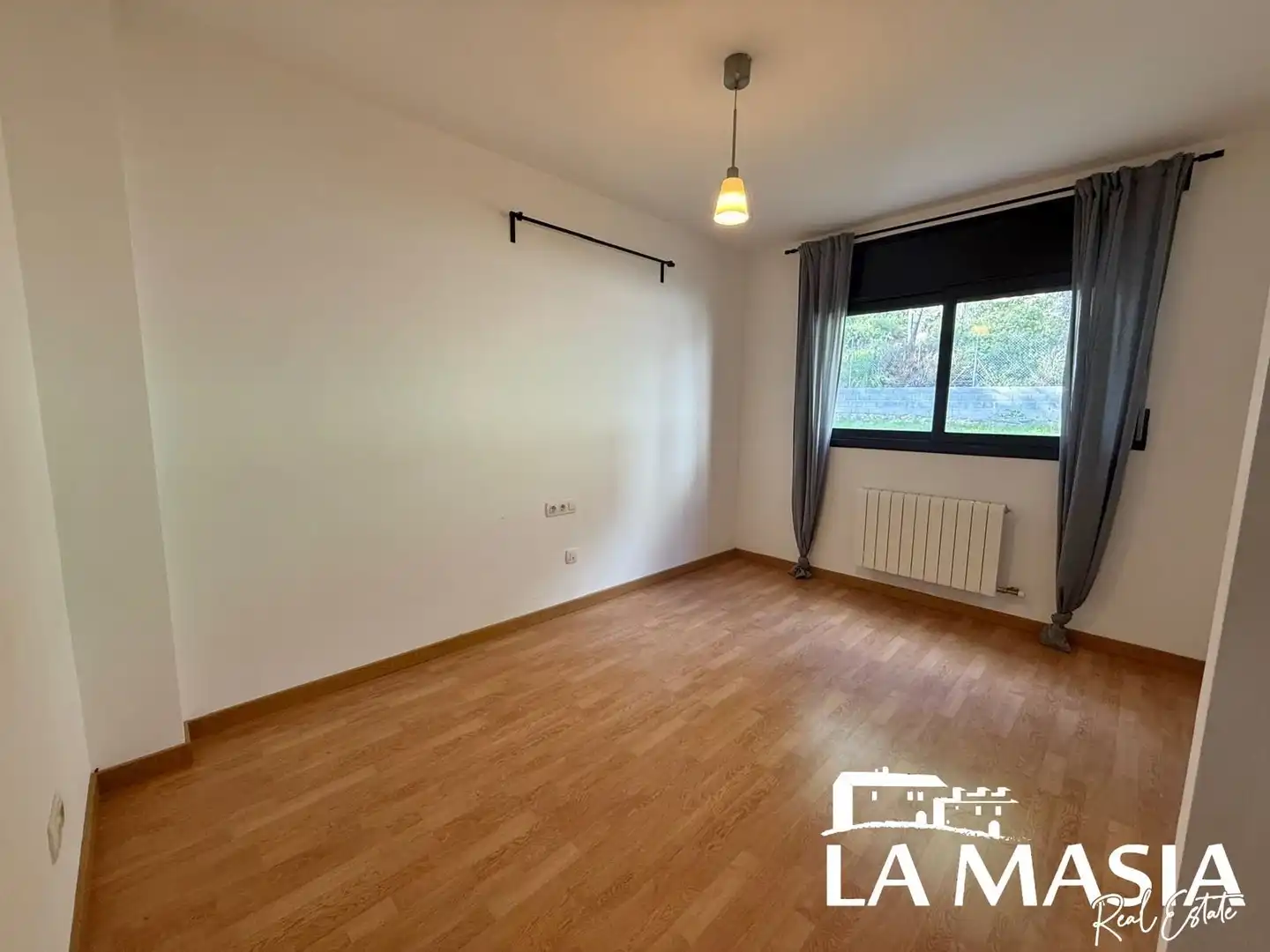 Schlafzimmer von Haus oder Chalet zum Verkauf in Olivella mit Heizung, Privatgarten und Abstellraum