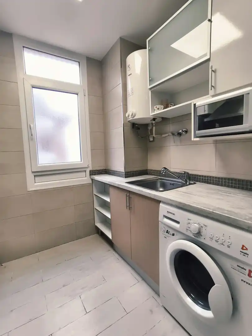 Küche von Wohnung zur Miete in Medio Cudeyo mit Parkett und Möbliert