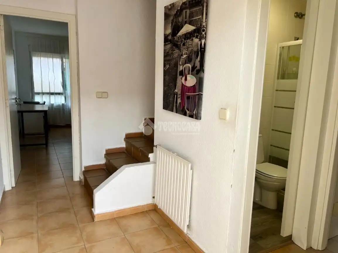Casa adosada en venda en Alcalá de Henares amb Terrassa