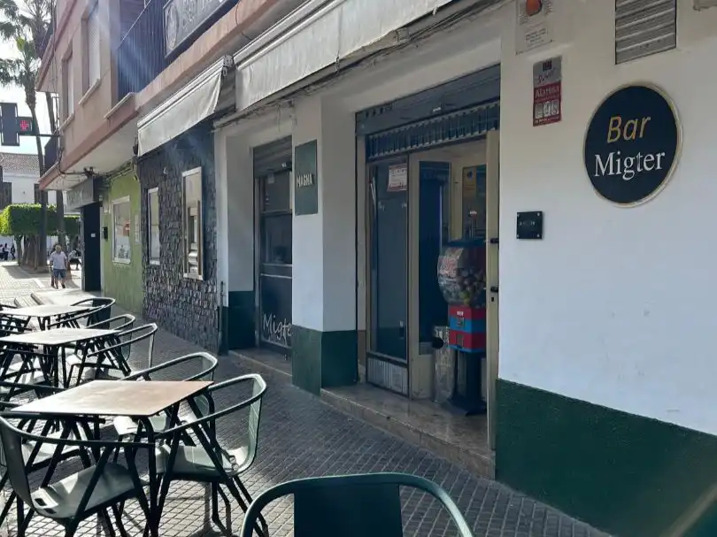 Local comercial en venda a Avinguda Miguel Hernández 1
