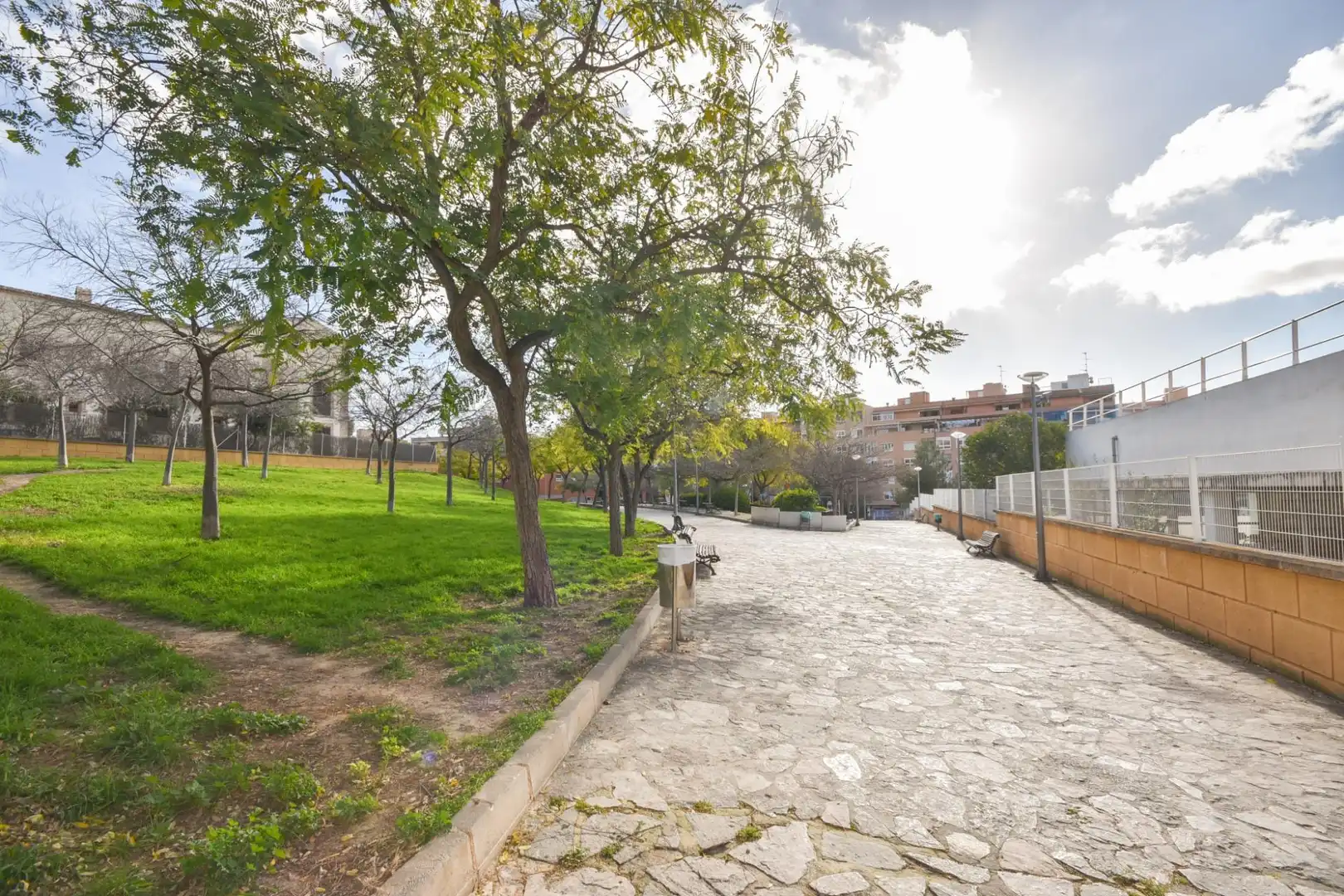 Vista exterior de Piso en venta en  Palma de Mallorca con Aire acondicionado, Parquet y Terraza