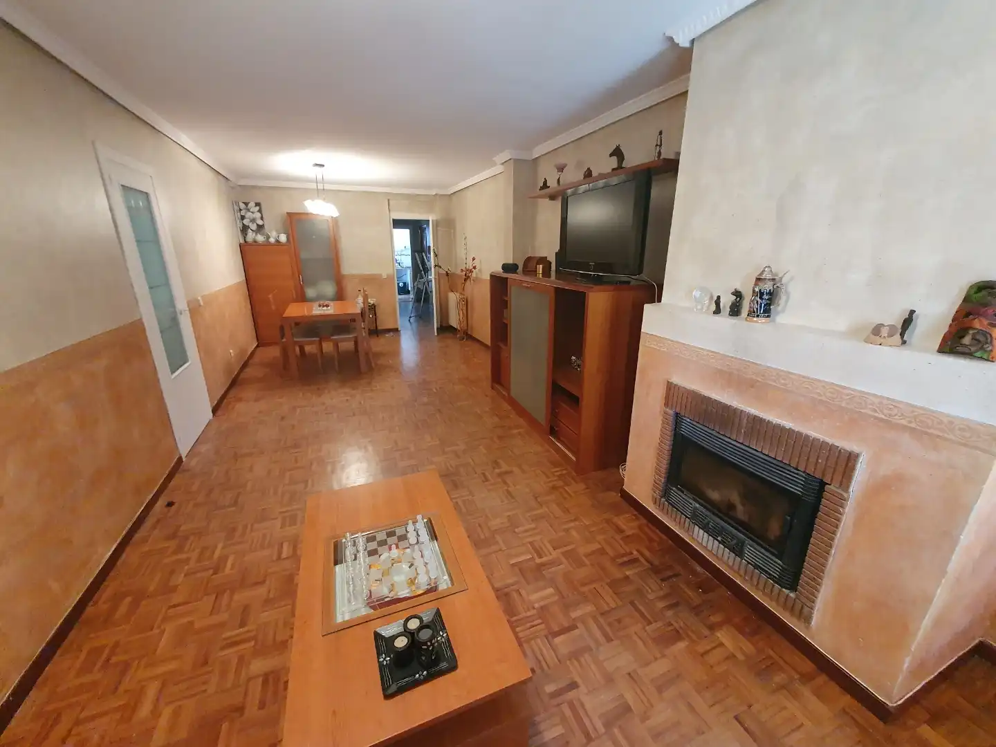 Sala d'estar de Pis en venda en El Espinar amb Terrassa i Balcó