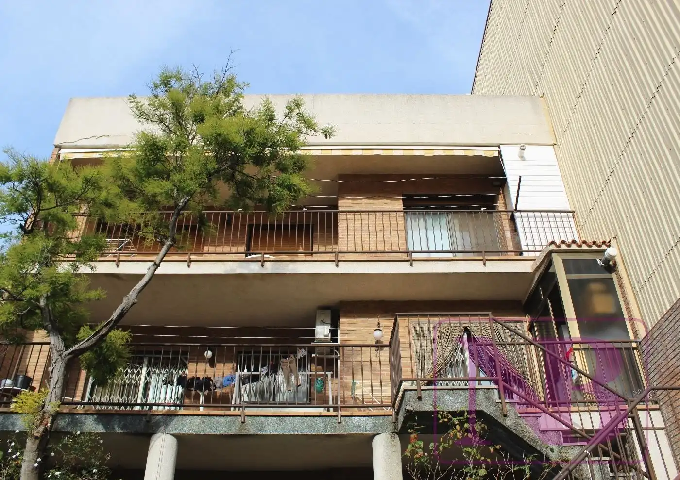 Vista exterior de Casa o xalet en venda en Vila-seca amb Aire condicionat, Terrassa i Traster