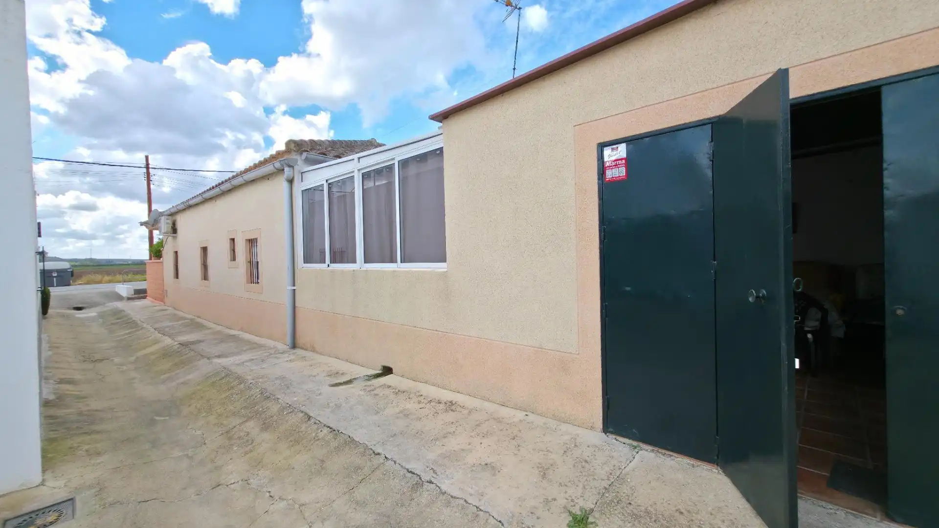 Exterior view of Houses for sale in Arcos de la Frontera  with Private garden and Storage room