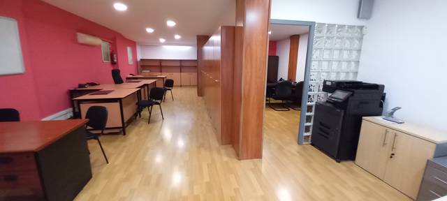 Local comercial en Venta en Carrer de Miquel Àngel en Sants