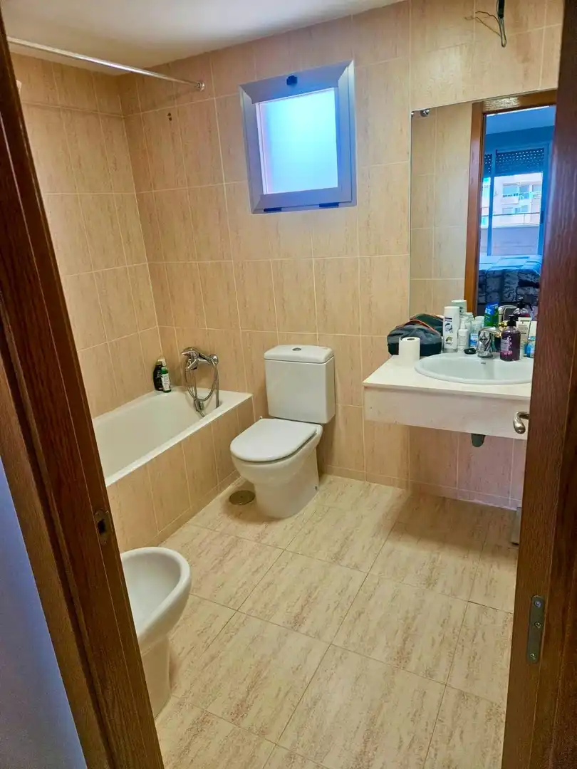 Bathroom of Flat for sale in Villajoyosa / La Vila Joiosa  with Air Conditioner, Private garden and Terrace