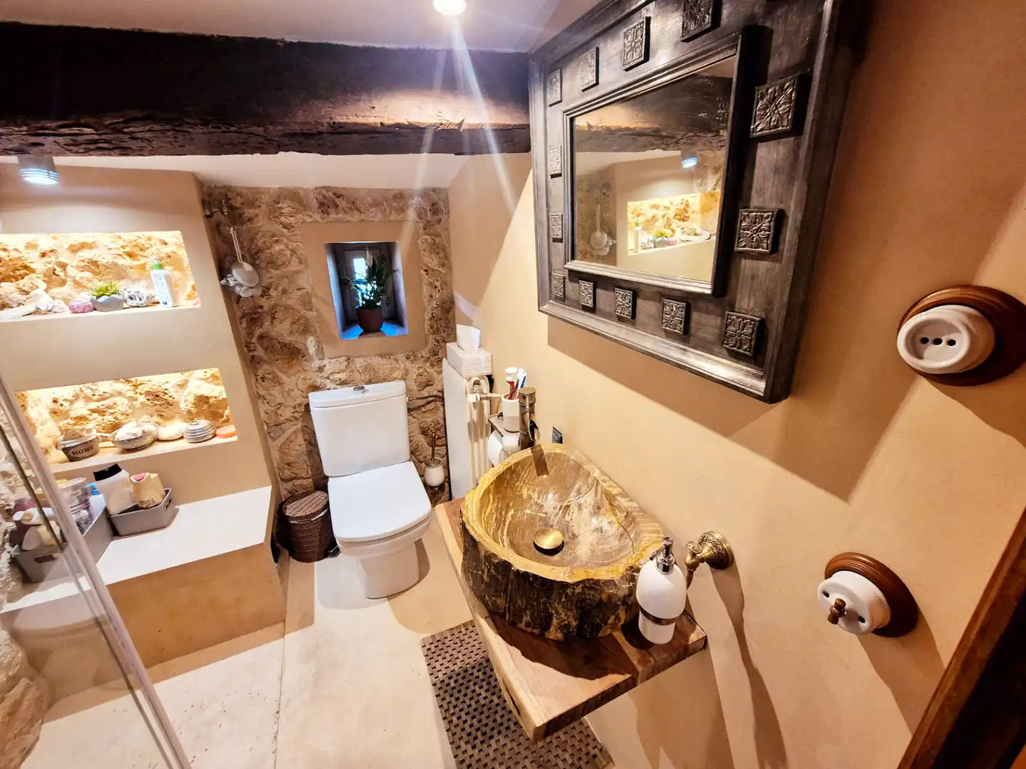 Baño de Finca rústica en venta en Santa Eulàlia de Ronçana con Aire acondicionado, Calefacción y Jardín privado