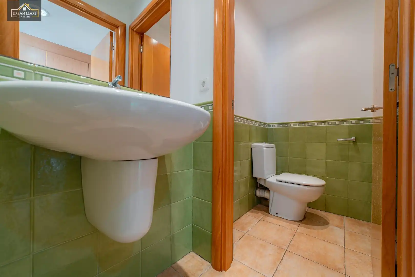 Baño de Casa o chalet en venta en Sant Vicenç de Montalt con Jardín privado, Parquet y Piscina comunitaria