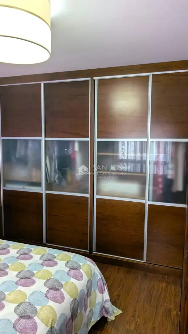 Habitación de Piso en venta en Novelda con Parquet y Amueblado
