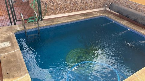 oferta de casa de pueblo con piscina  225M2