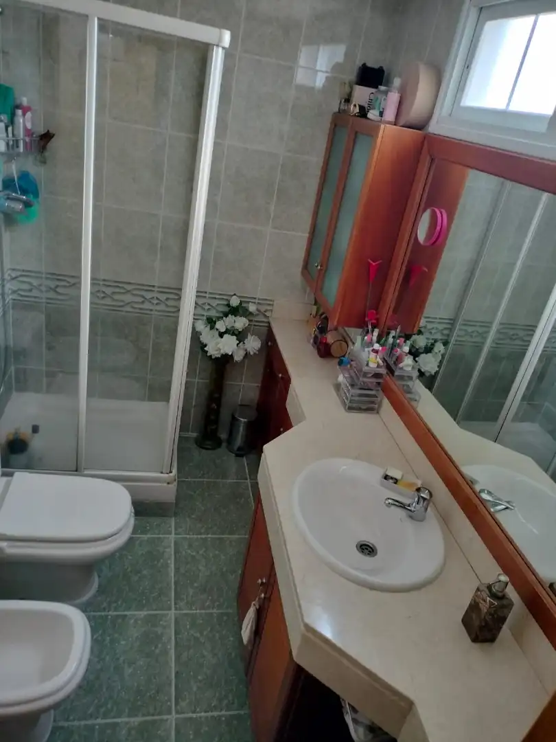 Bany de Casa o xalet en venda en Valdemoro amb Aire condicionat, Calefacció i Jardí privat