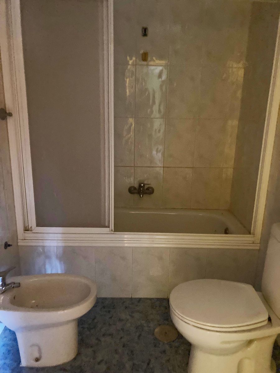 Bany de Pis en venda en Venta de Baños amb Terrassa