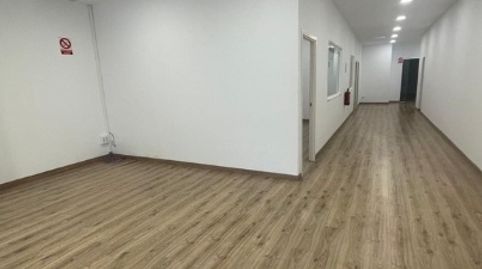 Foto 2 de Oficina de alquiler en Centre, L'Hospitalet de Llobregat