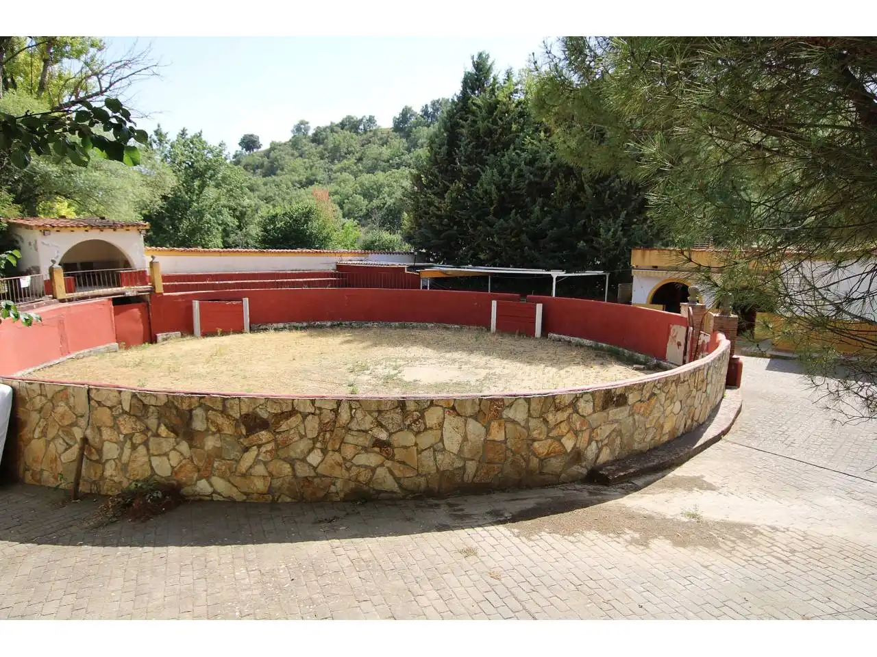 Jardín de Terreno en venta en Valdegrudas, Guadalajara
