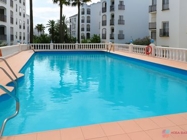 Pis amb piscina en venda a San Luis de Sabinillas