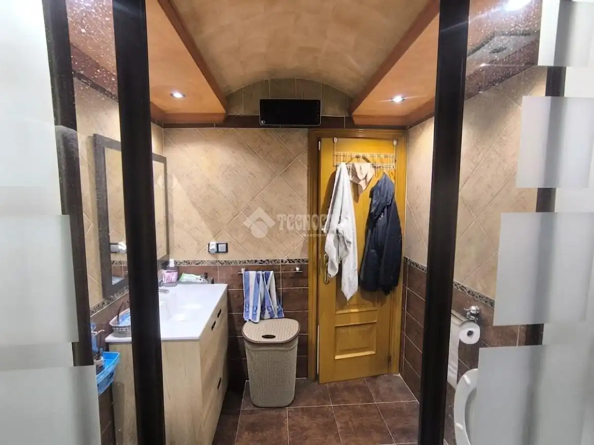 Baño de Piso en venta en Estepona con Terraza
