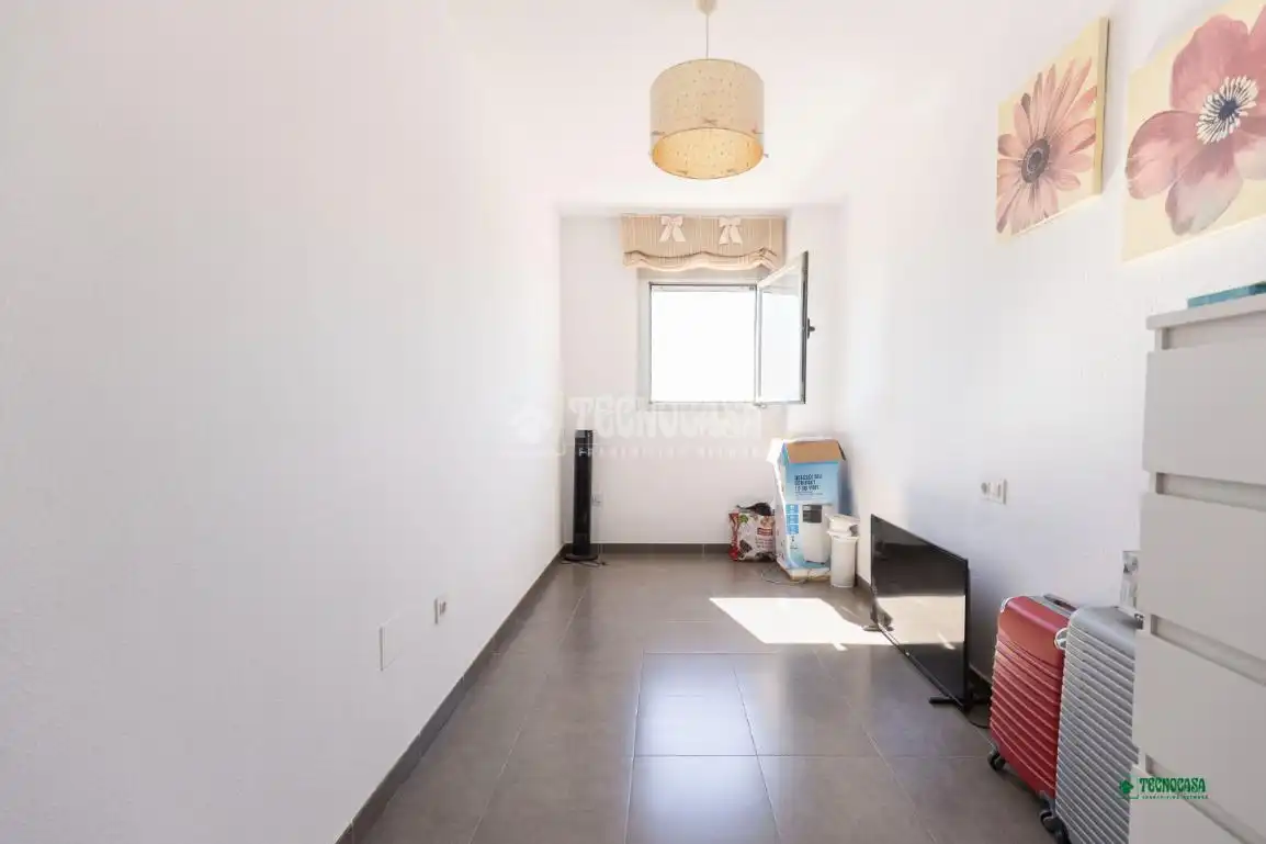 Habitación de Piso en venta en Almería con Aire acondicionado y Trastero