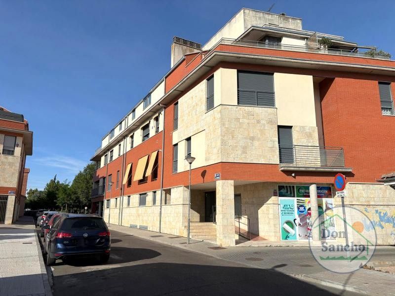 Exterior view of Flat for sale in Cabezón de Pisuerga  with Air Conditioner and Heating