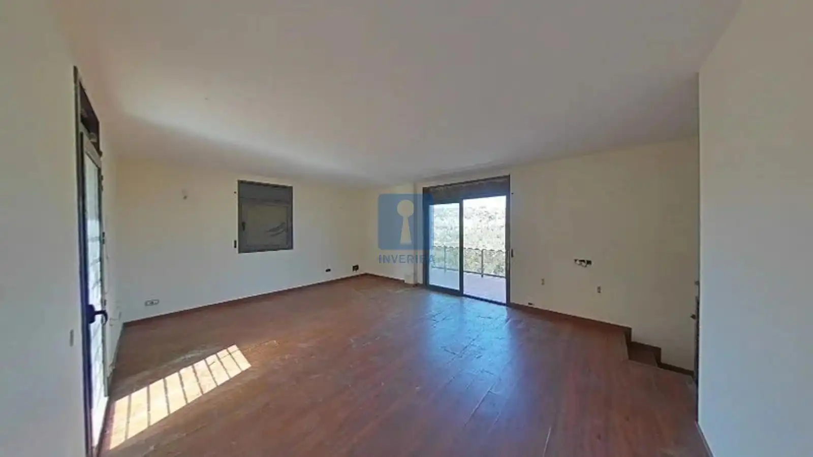 Sala d'estar de Casa o xalet en venda en Cervelló amb Calefacció, Terrassa i Traster