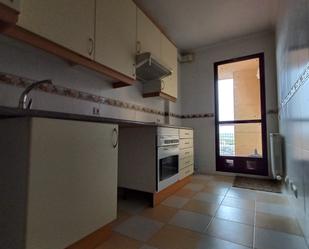 Kitchen of Flat for sale in Zamora Capital   with Heating, Parquet flooring and Balcony