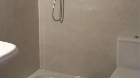 Foto 2 de Casa adosada en venta en Calle Logroño, 5, Sartaguda, Navarra