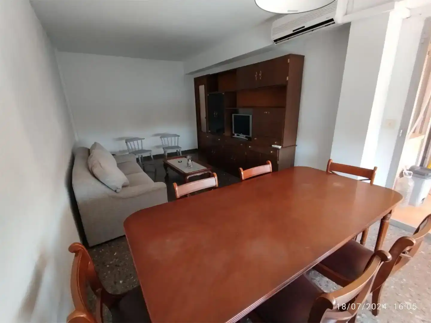 Wohnzimmer von Wohnung zur Miete in  Valencia Capital mit Klimaanlage und Balkon